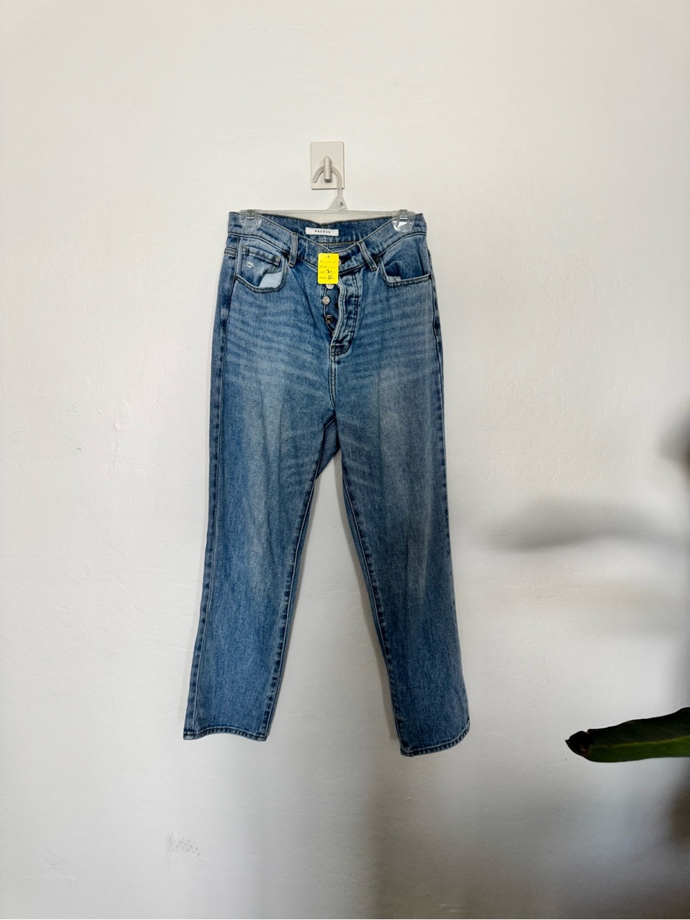 High-Rise Straight Leg Women’s Jeans - Light Blue